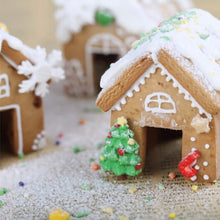 Load image into Gallery viewer, Gingerbread House Cookie Cutter Set