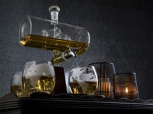Load image into Gallery viewer, 5pcs Set Creative Antique Boat Shape Decanter Red Wine Whiskey Glass Decanter 1 Bracket 1 Decanter 4 Cup Combination Set