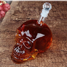 Load image into Gallery viewer, Crystal skull decanter