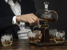 Load image into Gallery viewer, 5pcs Set Creative Antique Boat Shape Decanter Red Wine Whiskey Glass Decanter 1 Bracket 1 Decanter 4 Cup Combination Set